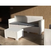 Диван Nebraska sofa 3 (белый пластик)